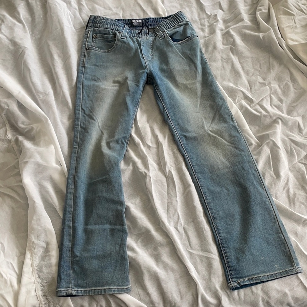 Denison from Levi light blue jeans. Boys 10 regular. Good condition.